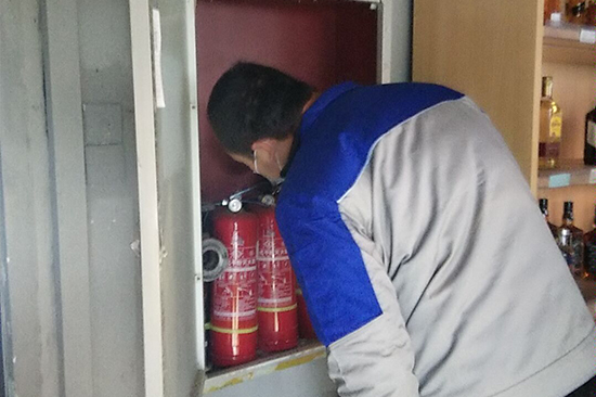 �k�����������z�y